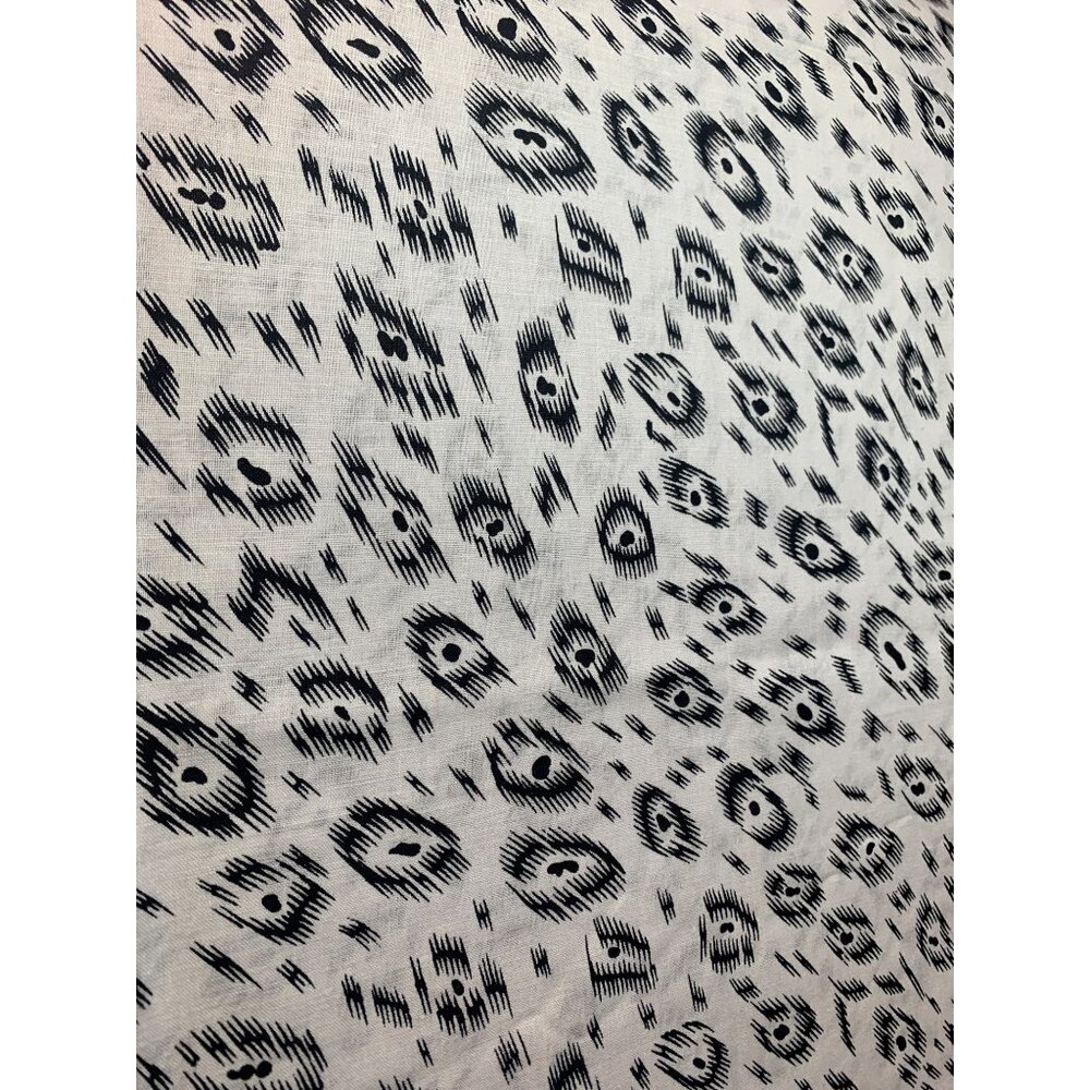 Black & White Ikat Cotton Fabric 1 Yard 42" Wide Sewing Quilting Craft Material